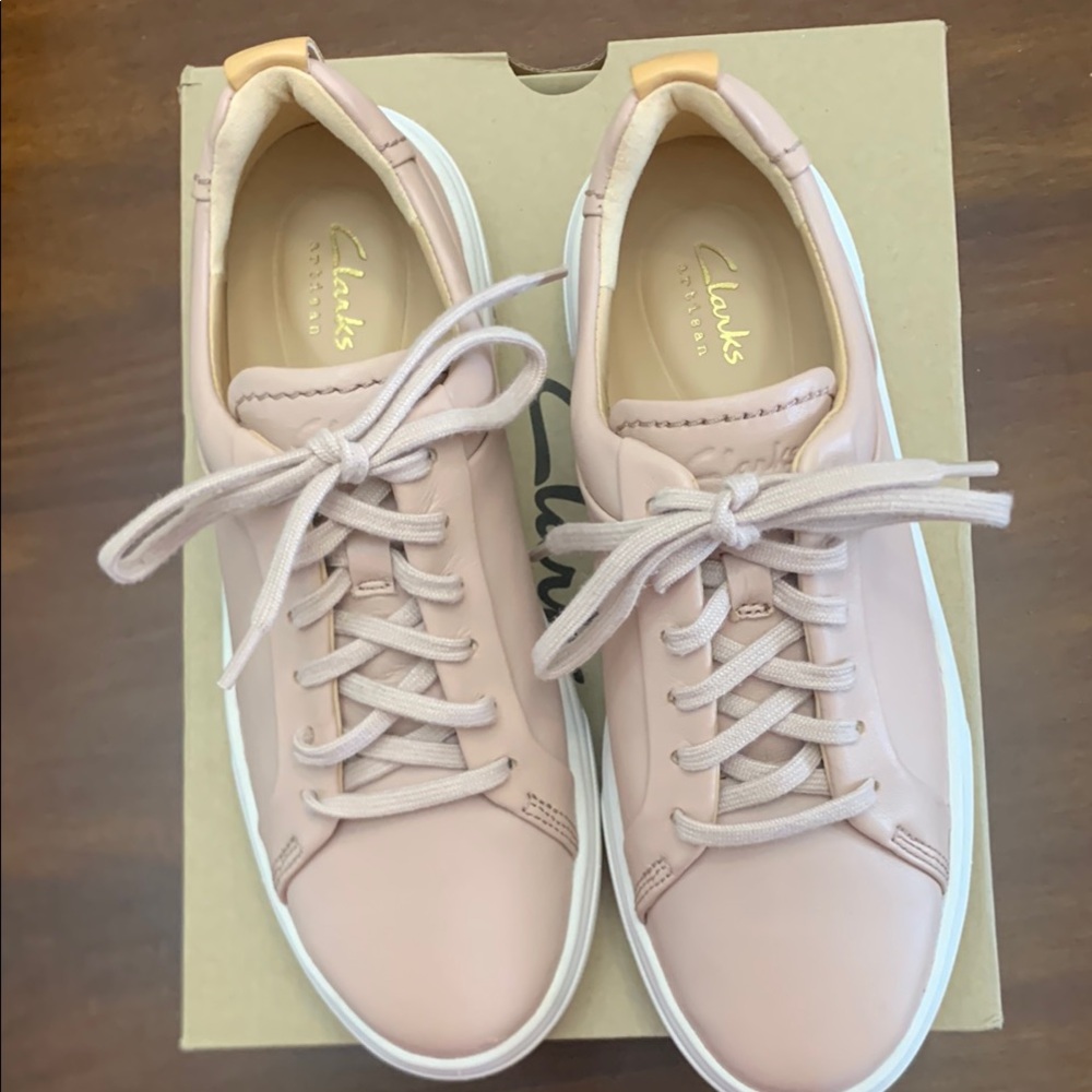 Clarks Pink Sneakers Minimalist Design